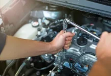 Defektes Auto mit Motorschaden loswerden: So gelingt der Verkauf Defektes Auto mit Motorschaden loswerden